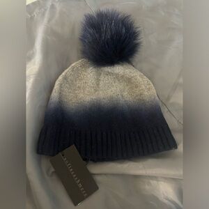 Cashmere hat with fur Pom